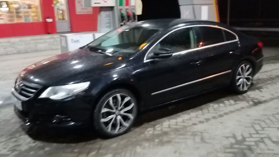 Volkswagen Passat CC Черная СС