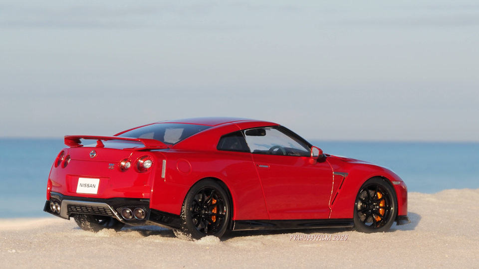 1/18 Nissan GT-R (R35) Track Edition Engineered by NISMO, 2020