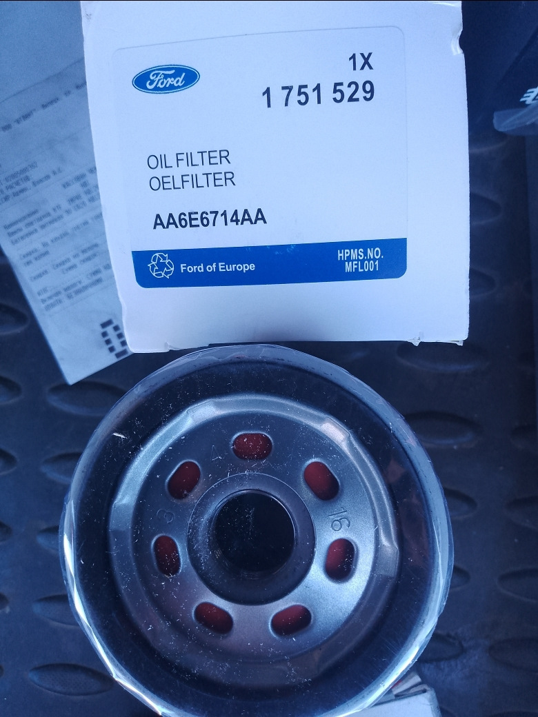 Фото в бортжурнале Ford C-Max I. Запчасти на фото: 1751529, AA6E6714AA