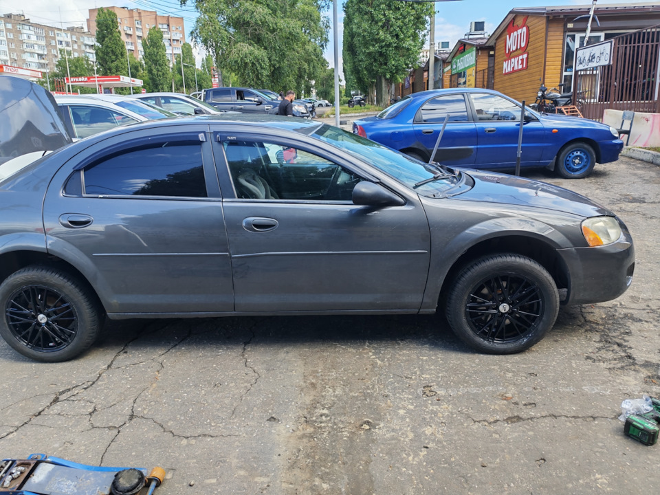 Фото в бортжурнале Dodge Stratus (2G)