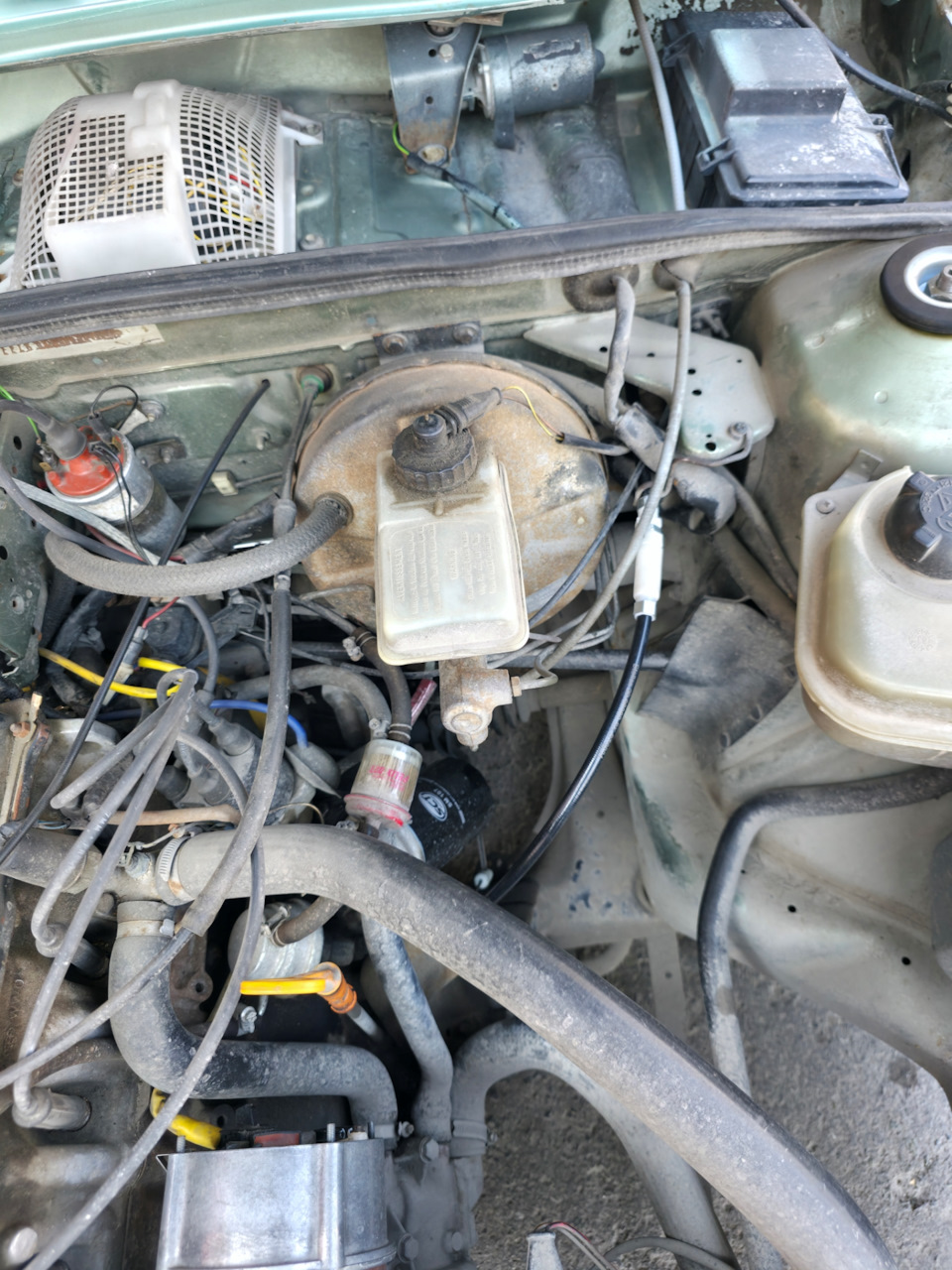 На месте — Audi 80 (B2)