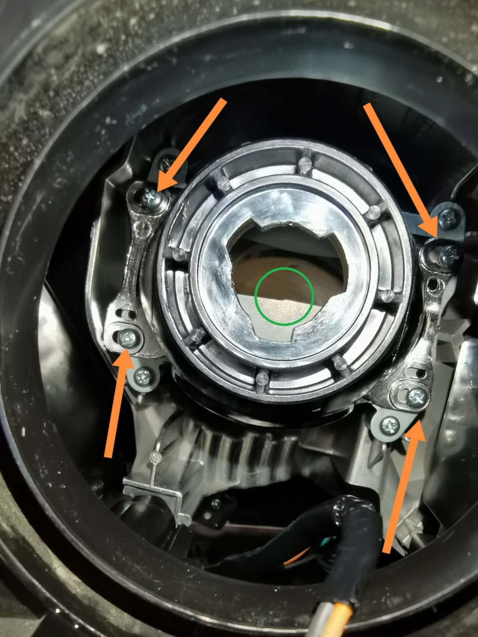 Фото в бортжурнале Nissan Note (2G)