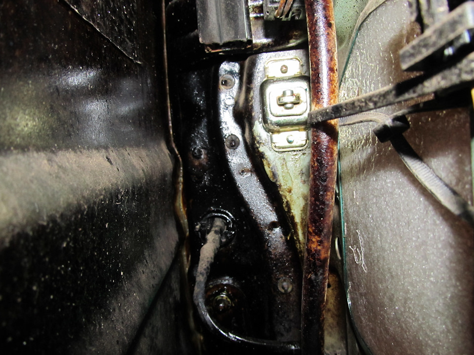 Фото в бортжурнале Opel Frontera A Basic