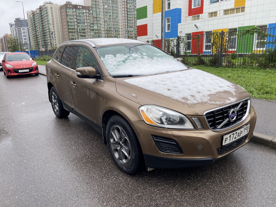 Сегодняшний снег в Спб — Volvo XC60 (1G)