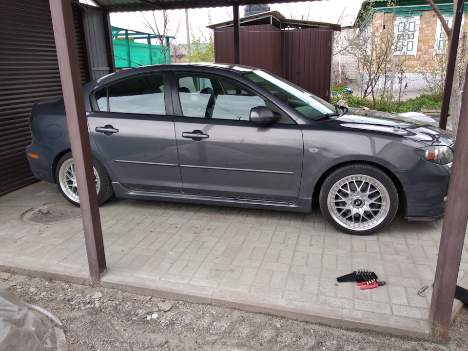 Самое высокое — Mazda 3 (1G) BK