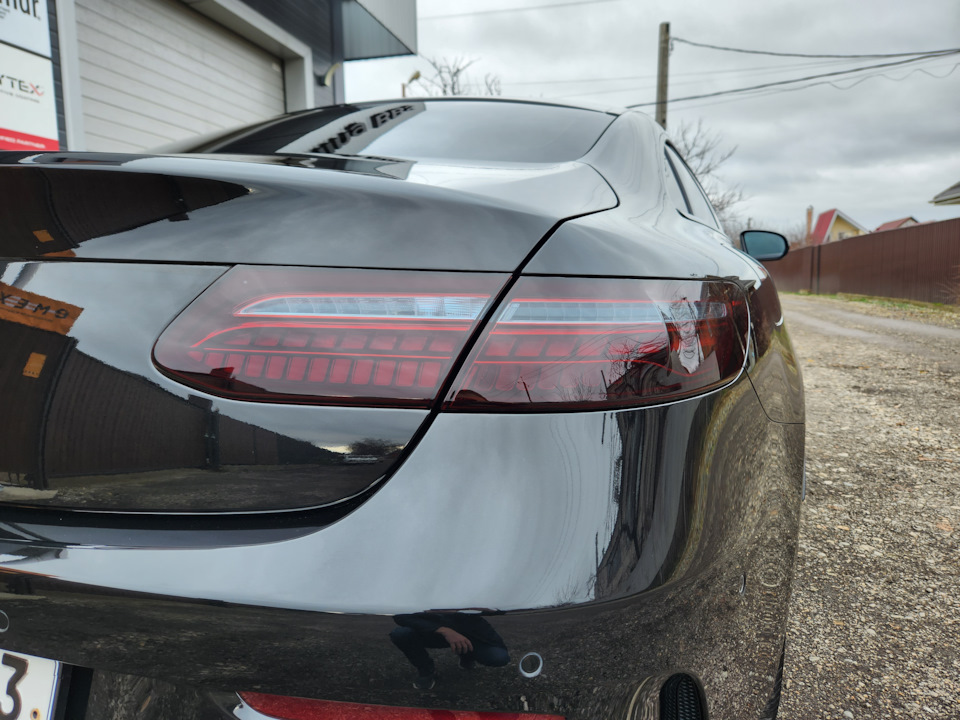 Фото в бортжурнале Mercedes-Benz E-Class Coupe (C238)