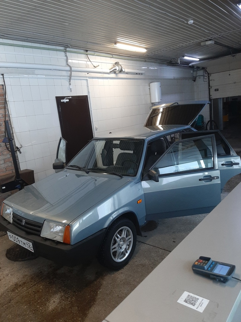 Фото в бортжурнале Lada 21093i