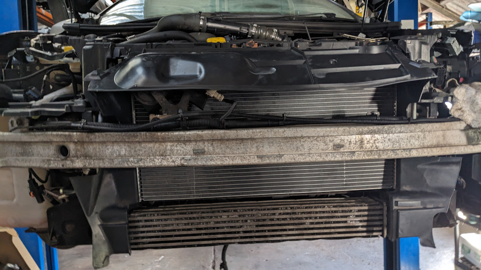 Фото в бортжурнале Renault Megane III