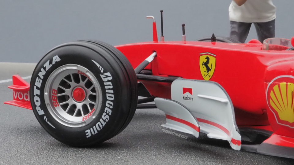 Ferrari F2003-GA F-1, 2003 #1 M.Schumacher (Hot Wheels #B1023) +