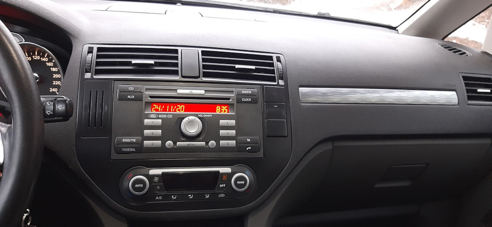 Фото в бортжурнале Ford C-Max I