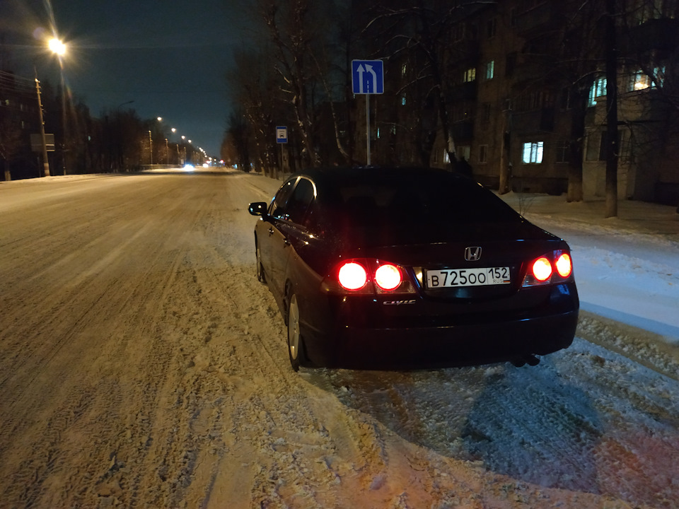 10 — Honda Civic 4D (8G)