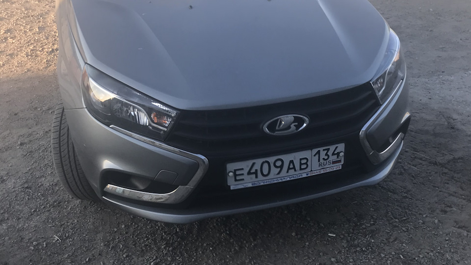 Lada Vesta Серый