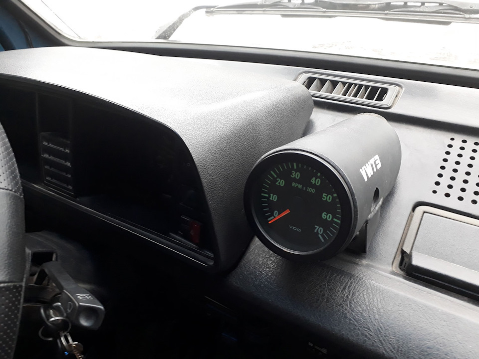 Фото в бортжурнале Volkswagen Caravelle (T3)