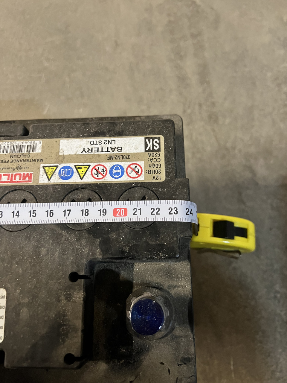 Фото в бортжурнале Toyota RAV4 (5G). Запчасти на фото: 882212