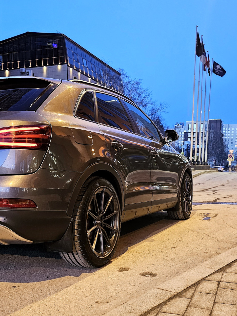 Фото в бортжурнале Audi Q3 (1G)