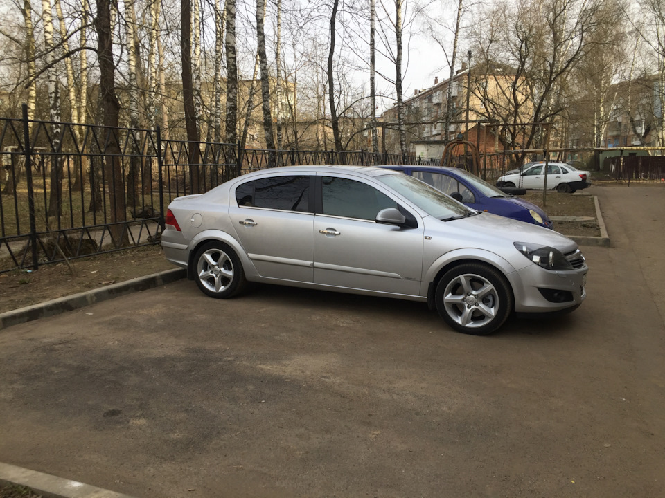 Фото в бортжурнале Opel Astra H