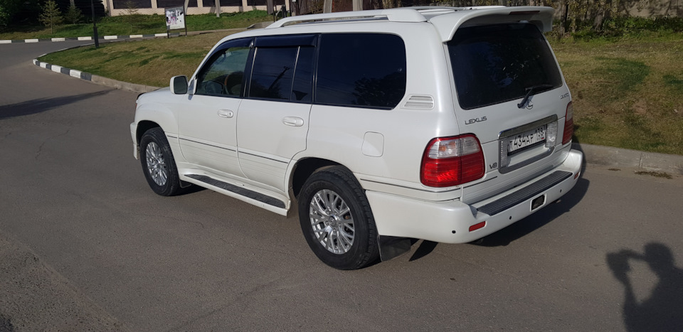 Фото в бортжурнале Lexus LX (UZJ100)