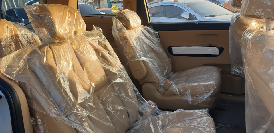 Фото в бортжурнале KIA Carnival (3G)