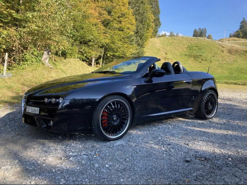 Фото в бортжурнале Alfa Romeo Spider (939)