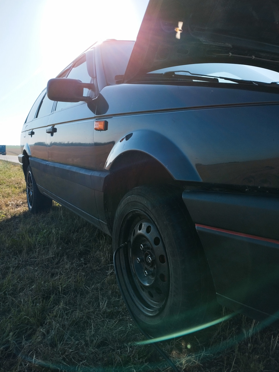 Поставил лысую запаску — Volkswagen Passat Variant (B3)