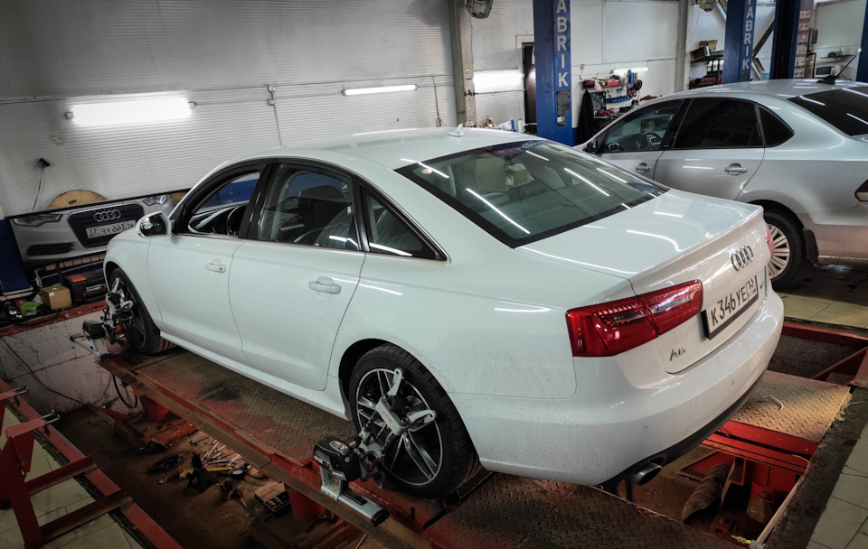 Заднюю ось выставляется со снятием колес, не знал — Audi A6 (C7)