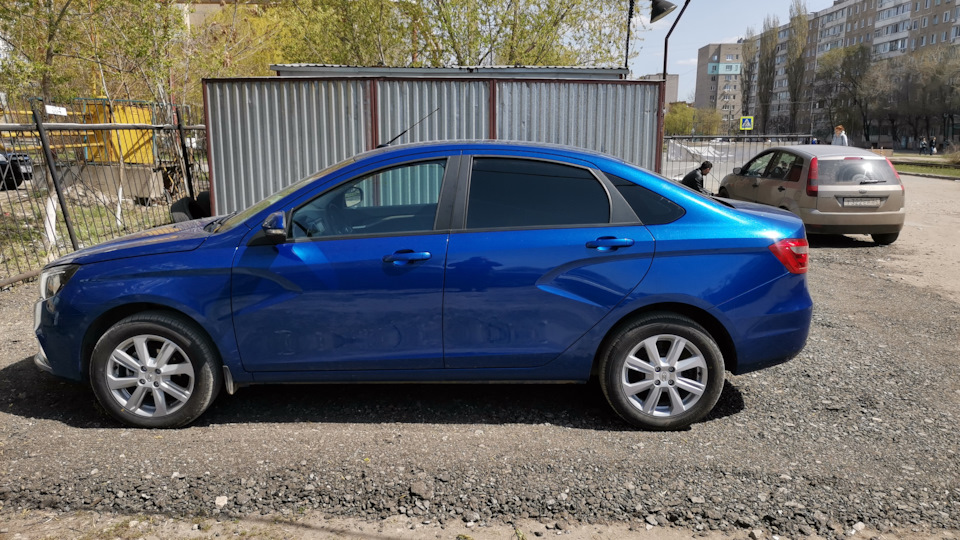 Lada Vesta