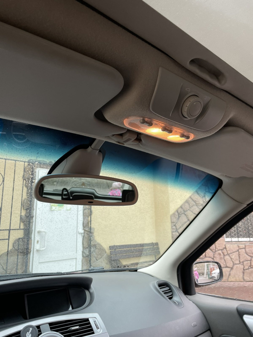 Фото в бортжурнале Renault Grand Scenic II