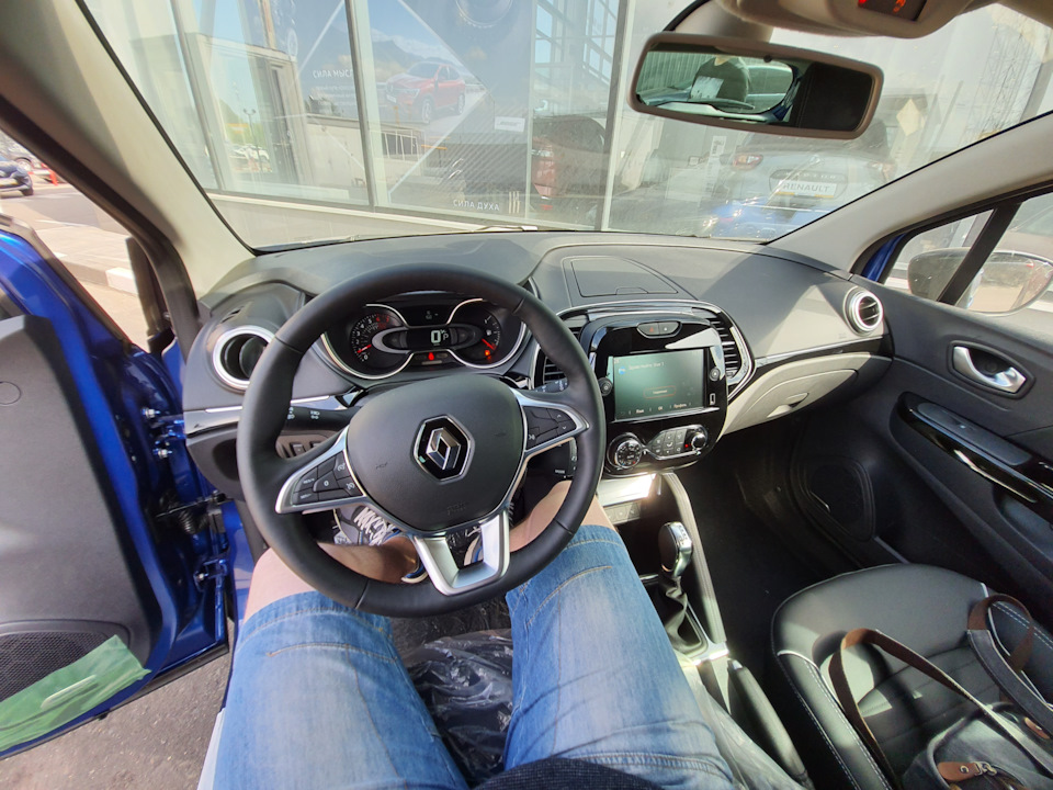 за рулём — Renault Kaptur (2016)