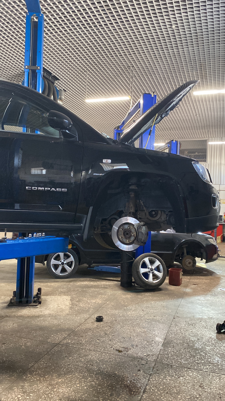 Фото в бортжурнале Jeep Compass (1G)