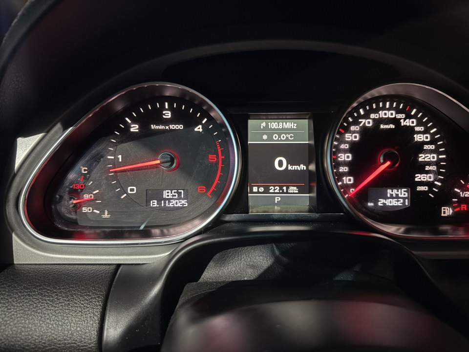 Фото в бортжурнале Audi Q7 (1G)
