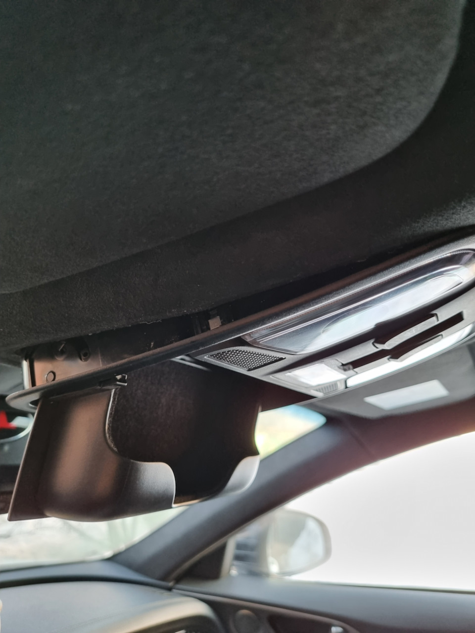 Поддеваем спереди очечник — KIA Stinger