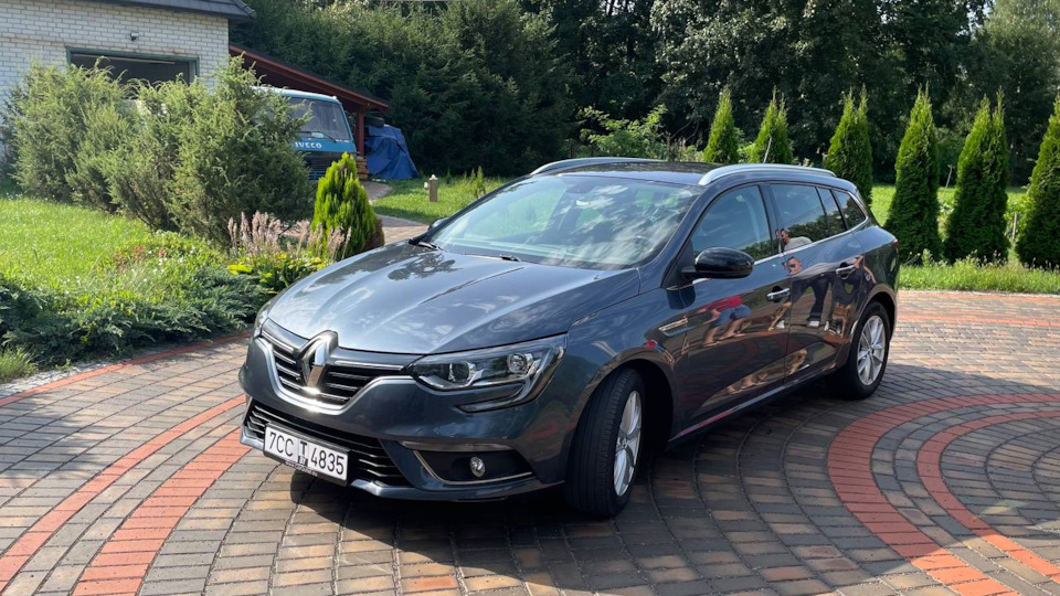 Renault Megane 4 Grau Wagon