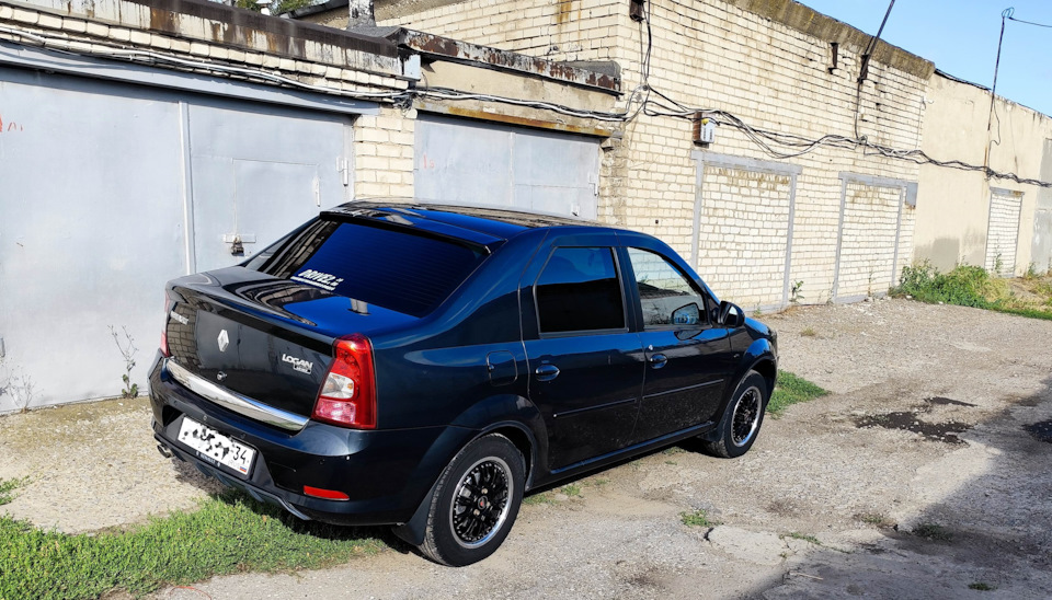 Фото в бортжурнале Renault Logan (1G)