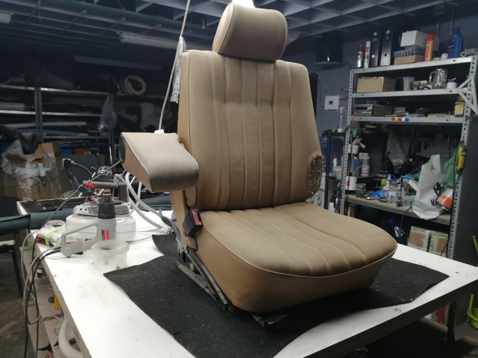 Пациент на операционном столе. — Mercedes-Benz W123