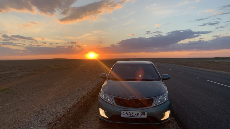 KIA Rio Светло зеленая