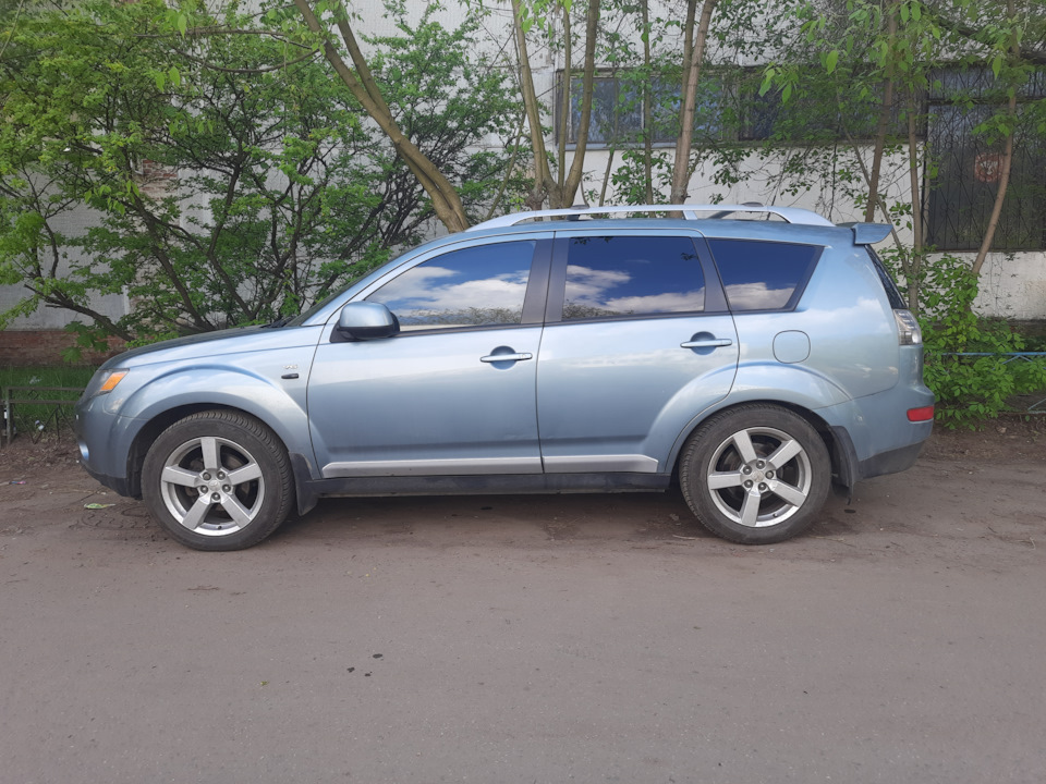 Фото в бортжурнале Mitsubishi Outlander XL