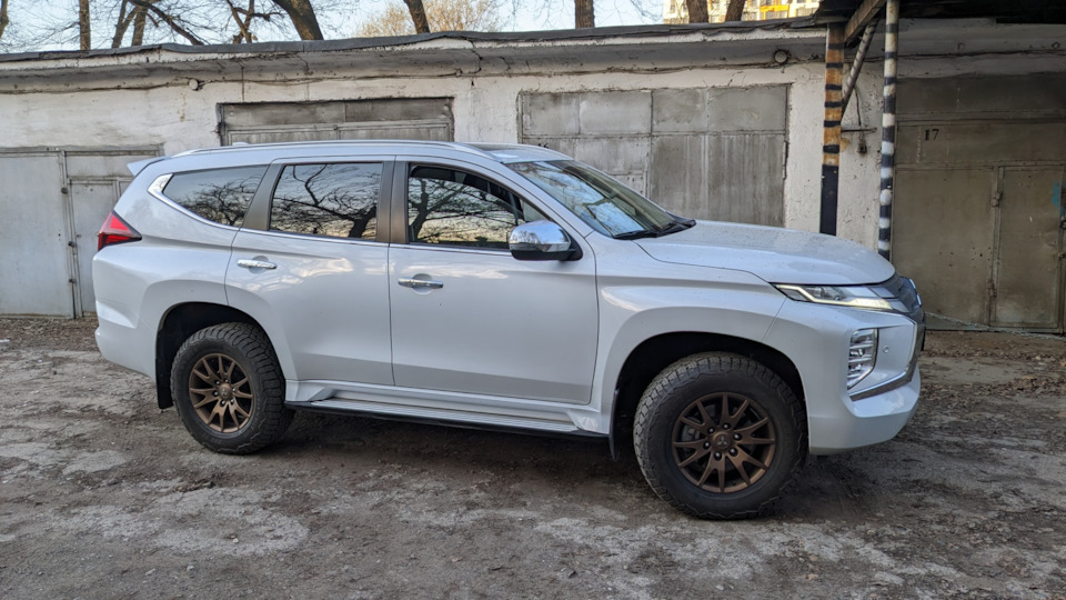 Фото в бортжурнале Mitsubishi Pajero Sport (3G)