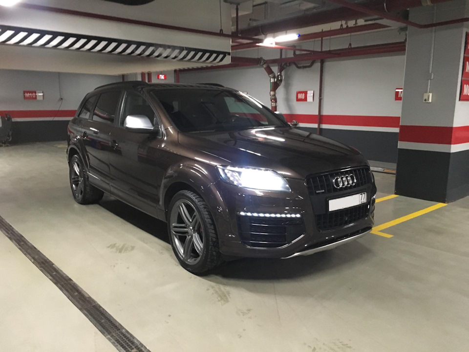 Фото в бортжурнале Audi Q7 (1G)