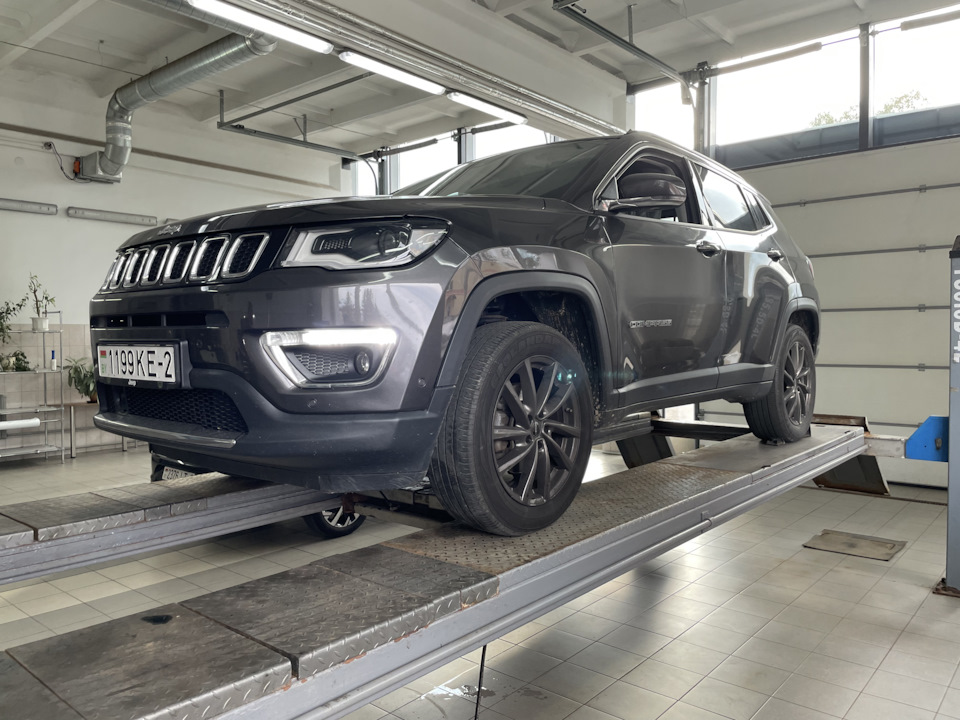 Фото в бортжурнале Jeep Compass (2G)