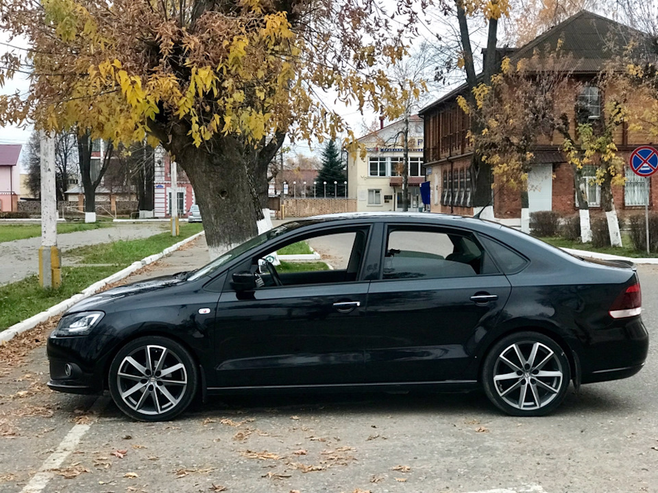 Photo from the logbook Volkswagen Polo Sedan