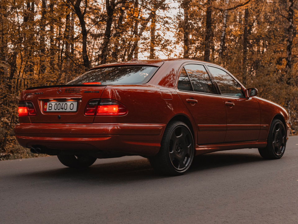 Фото в бортжурнале Mercedes-Benz E-Class (W210)