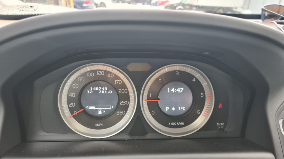 Фото в бортжурнале Volvo XC60 (1G)