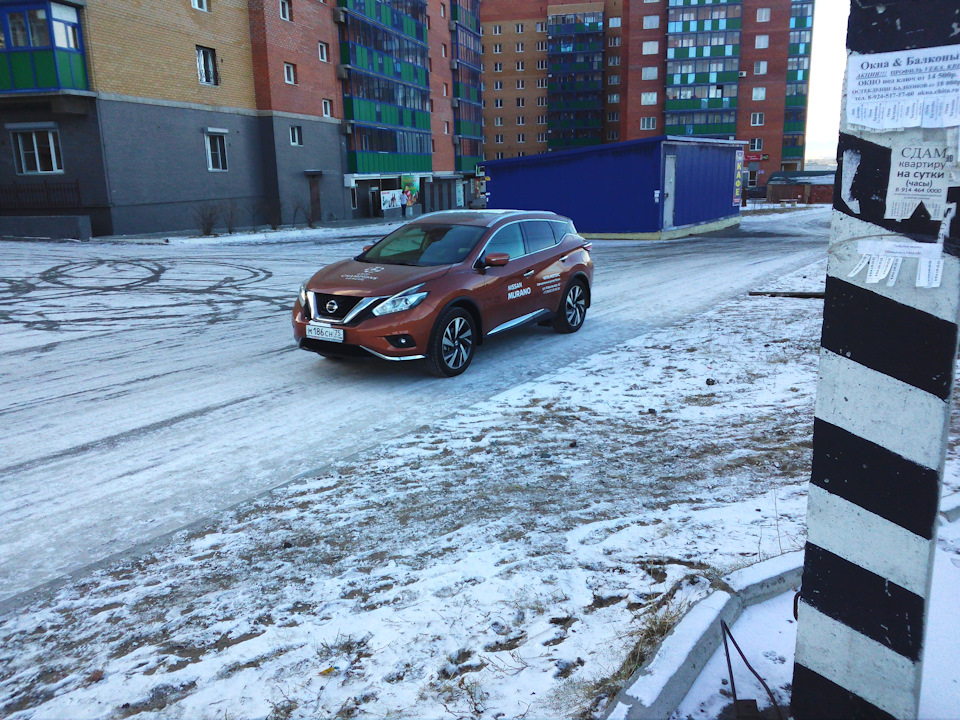Фото в бортжурнале Nissan Murano III