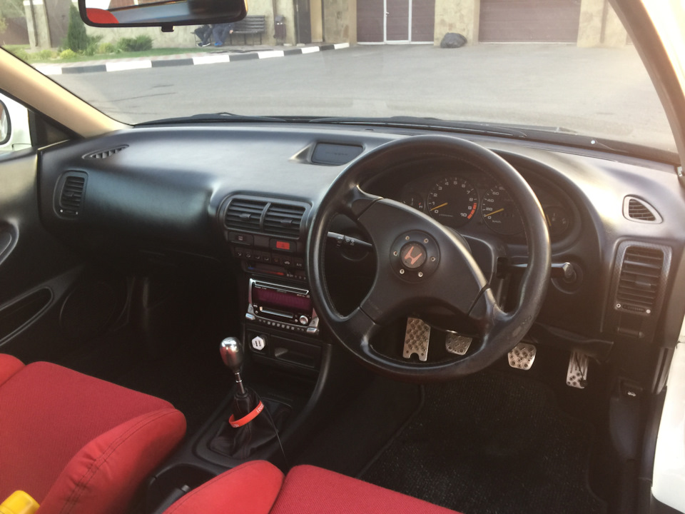 Фото в бортжурнале Honda Integra Type R (DC2)