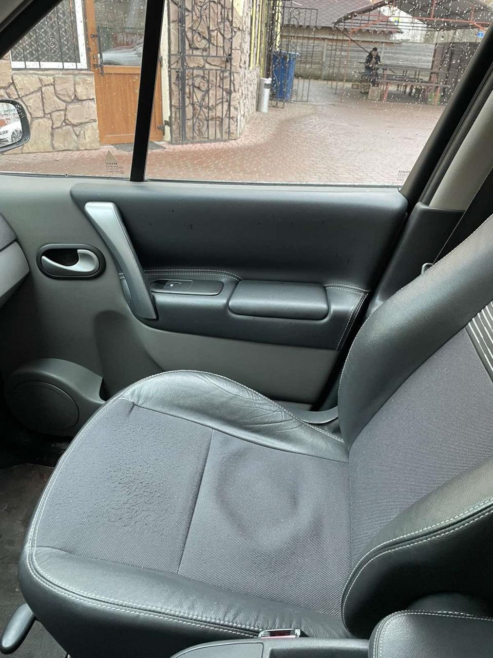 Фото в бортжурнале Renault Grand Scenic II