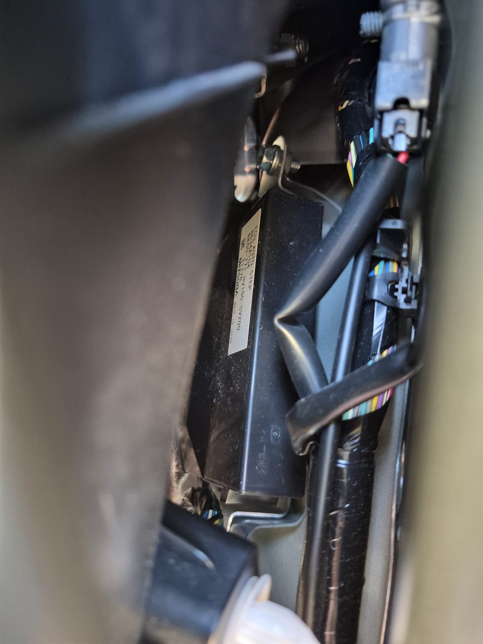 ECU AUTO STEP MITSUBA 8634A104 — Mitsubishi Delica D:5