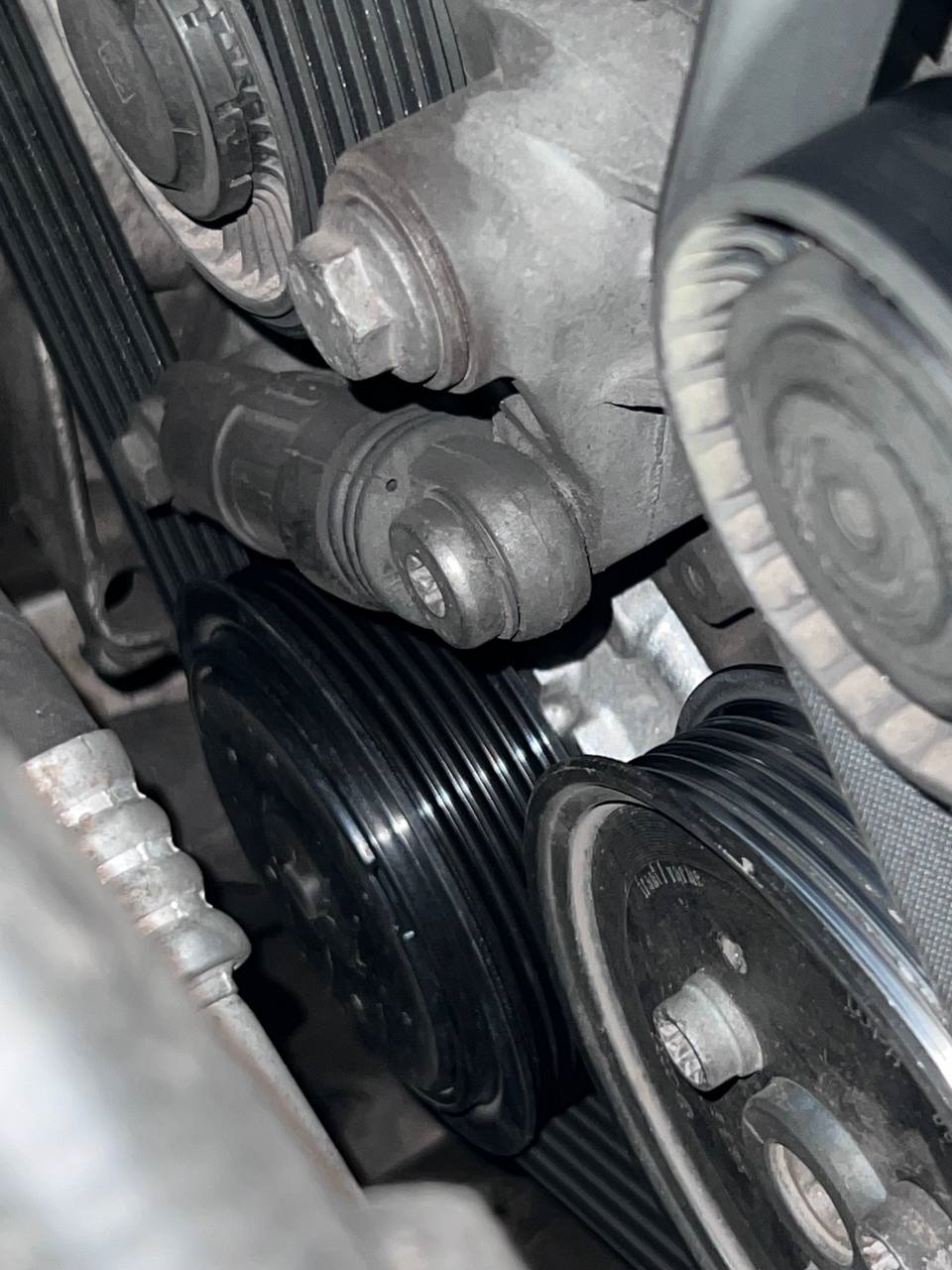 Фото в бортжурнале Volkswagen Touareg (1G)