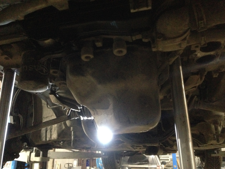 вид старого поддона — Subaru Outback (BP)