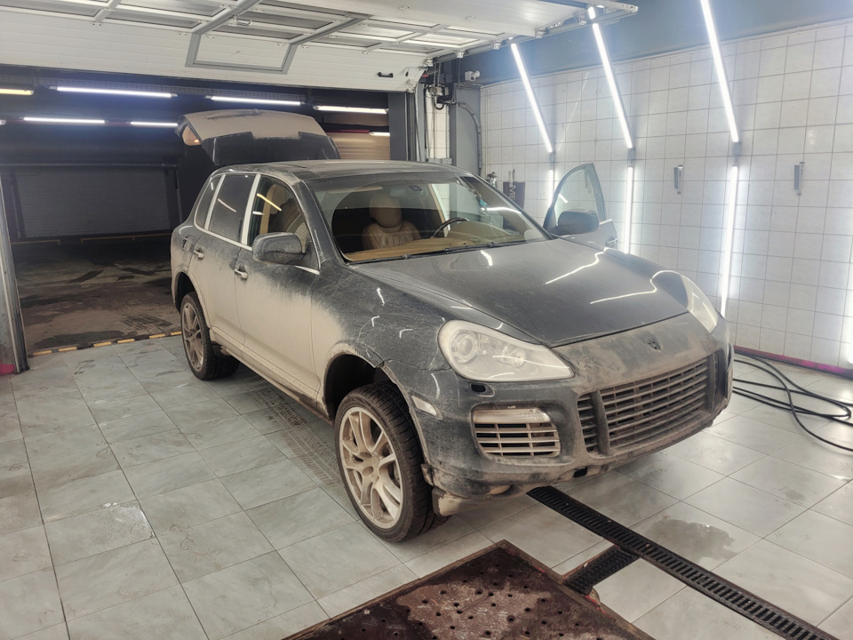Фото в бортжурнале Porsche Cayenne (1G) 955/957
