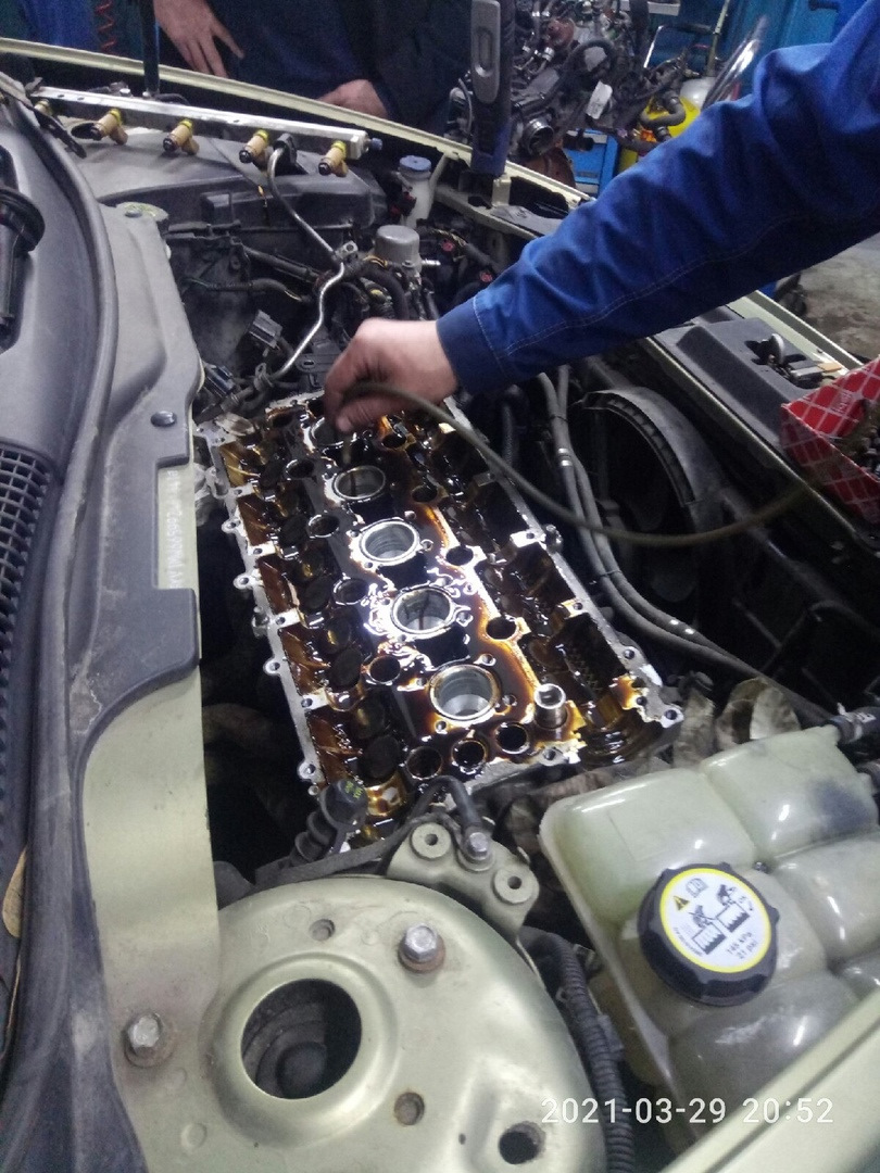 1 — Volvo V50